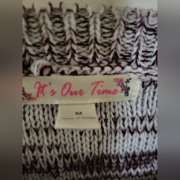 It's Our Time Purple/Burgundy Ombré Long Sleeve Sweater Sz M - Picture 3 of 4